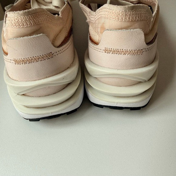 Nike Waffle One SE Women Size 8.5 Rose Gold Transparent Mesh Sneakers FB1298 600 - Picture 3 of 4